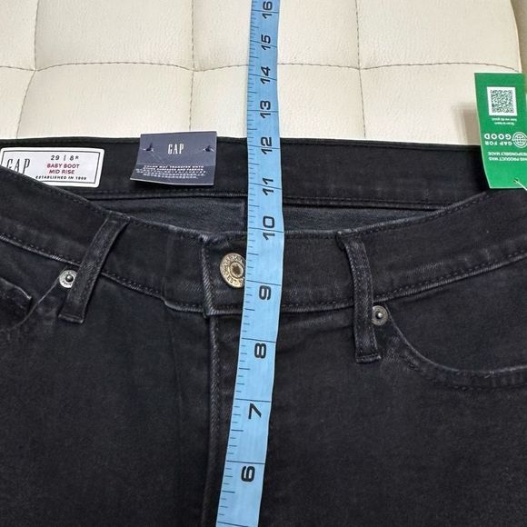 NWT Gap baby bootcut mid rise woman’s black jeans 29 8 (x11) - Picture 5 of 5